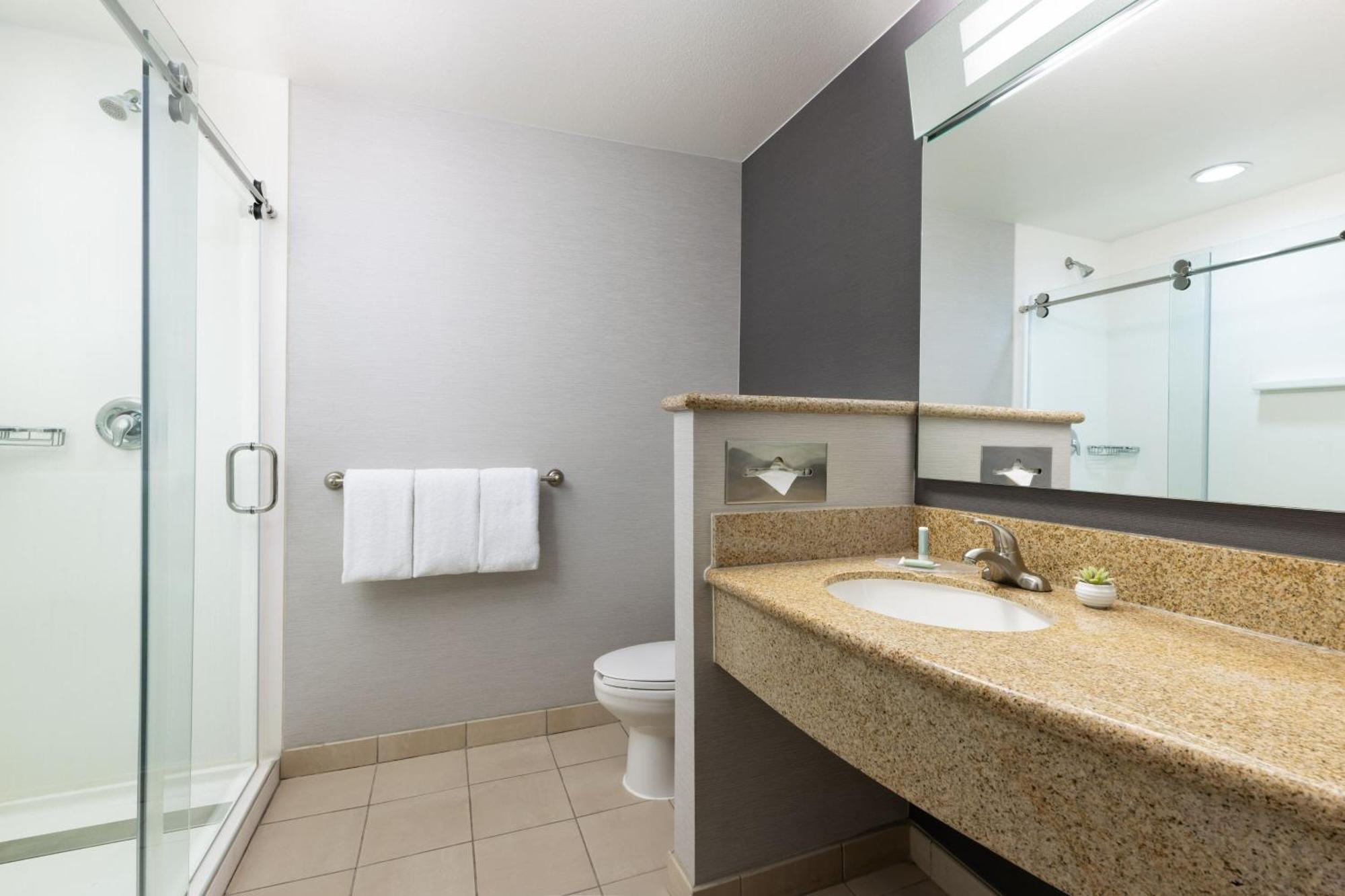 Courtyard By Marriott Las Vegas Stadium Area 外观 照片