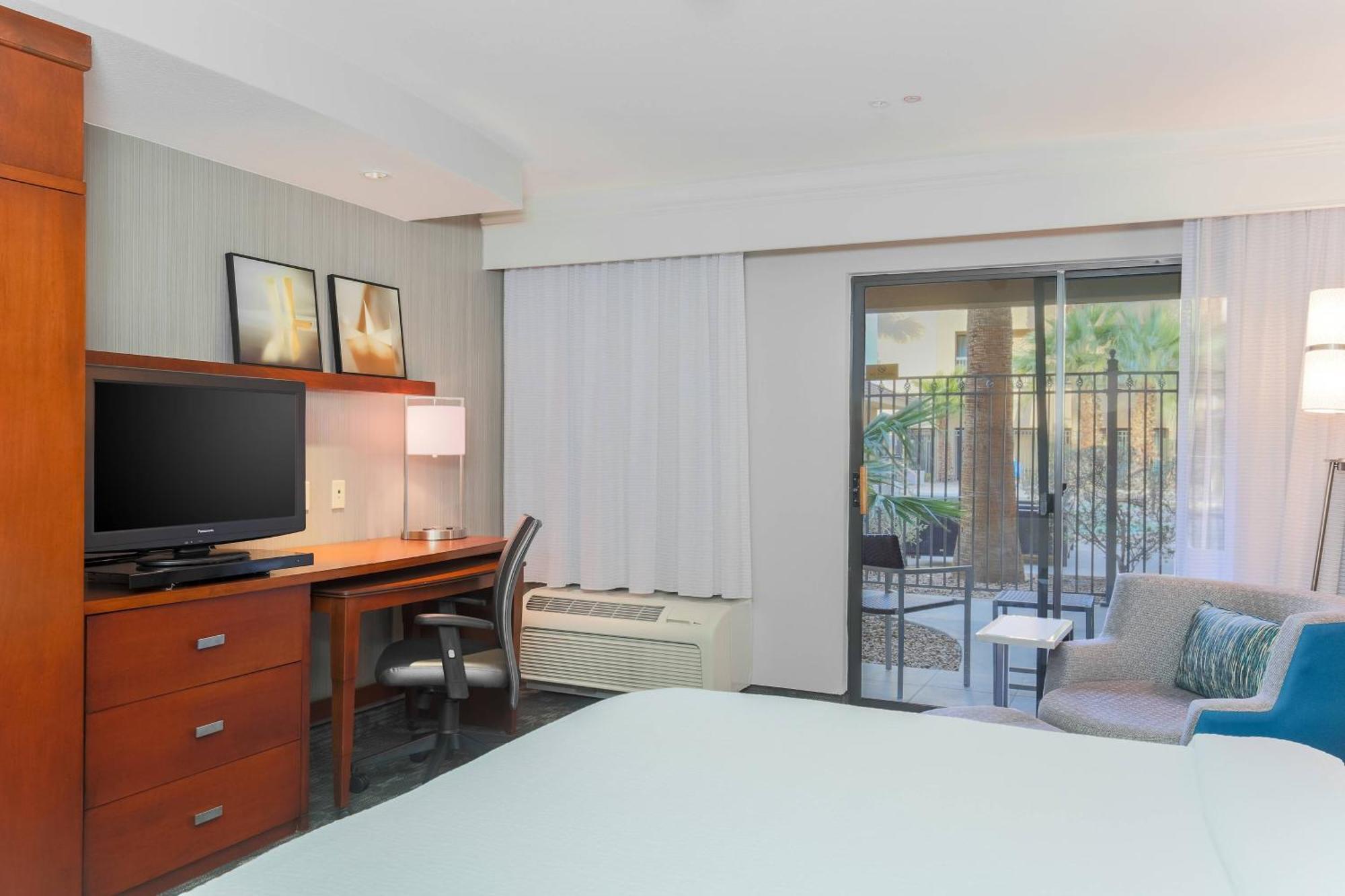 Courtyard By Marriott Las Vegas Stadium Area 外观 照片