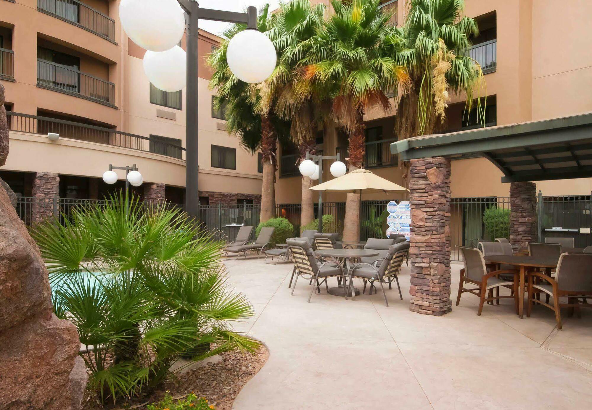 Courtyard By Marriott Las Vegas Stadium Area 外观 照片
